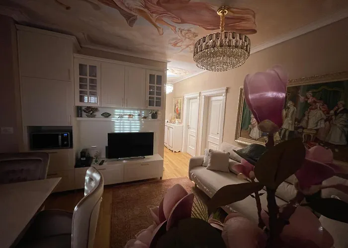 Deoni Luxury Apartment *