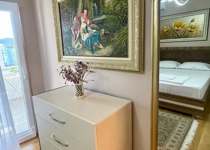 Deoni Luxury Apartment *