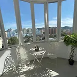 Deoni Luxury Appartement *