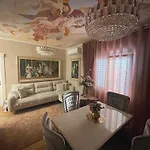 Deoni Luxury