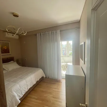 Deoni Luxury Apartament