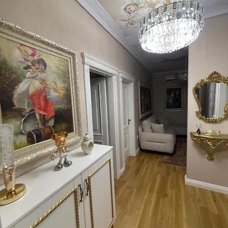 Deoni Luxury Apartamento Tirana